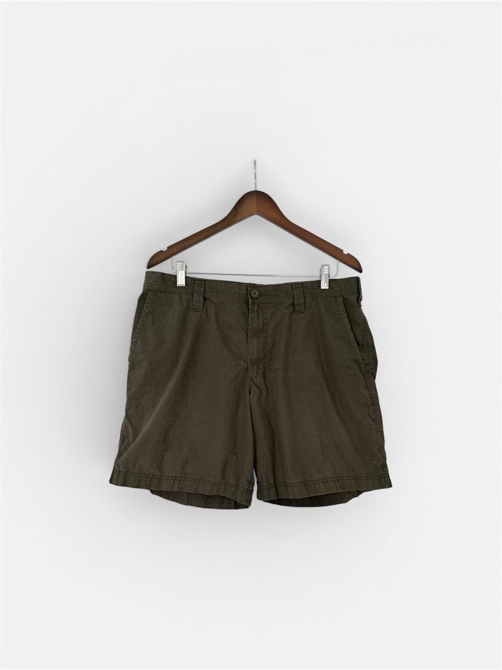 Columbia Men's Flat Front Olive Green Shorts